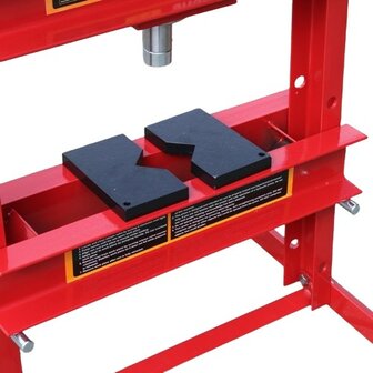 Werkplaatspers tafelmodel 12 Ton met manometer